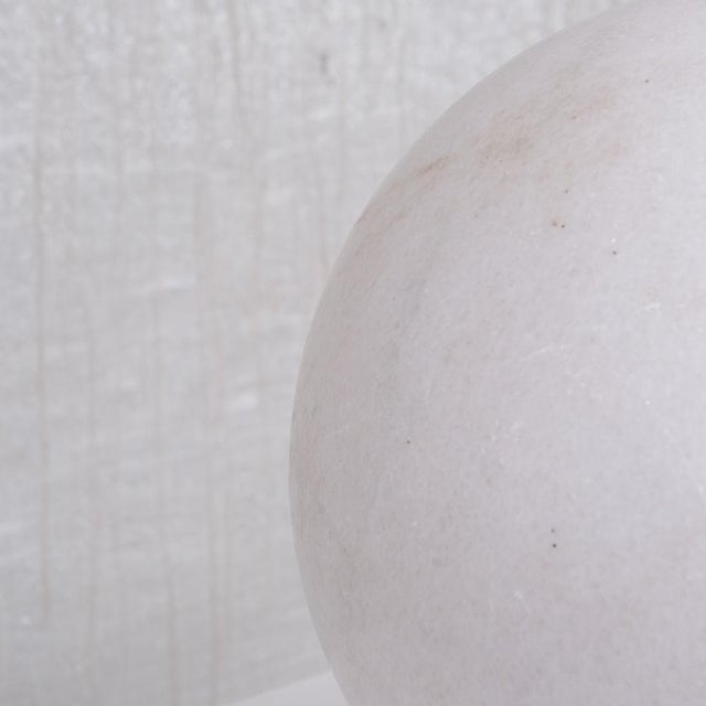 White Large Mid-Century Ball in Marble For Sale - Image 8 of 12