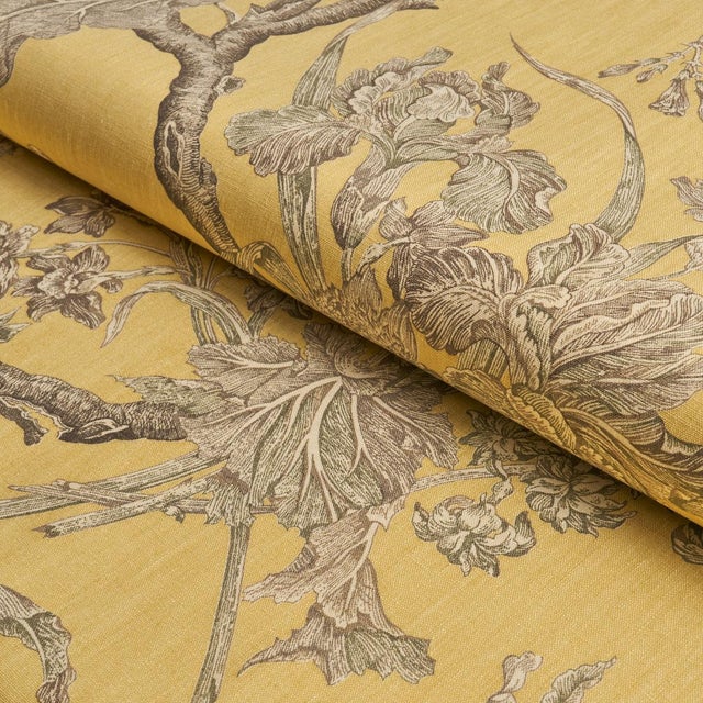 Schumacher Sample - Schumacher Inverness Garden Fabric In Buttercup For Sale - Image 4 of 5