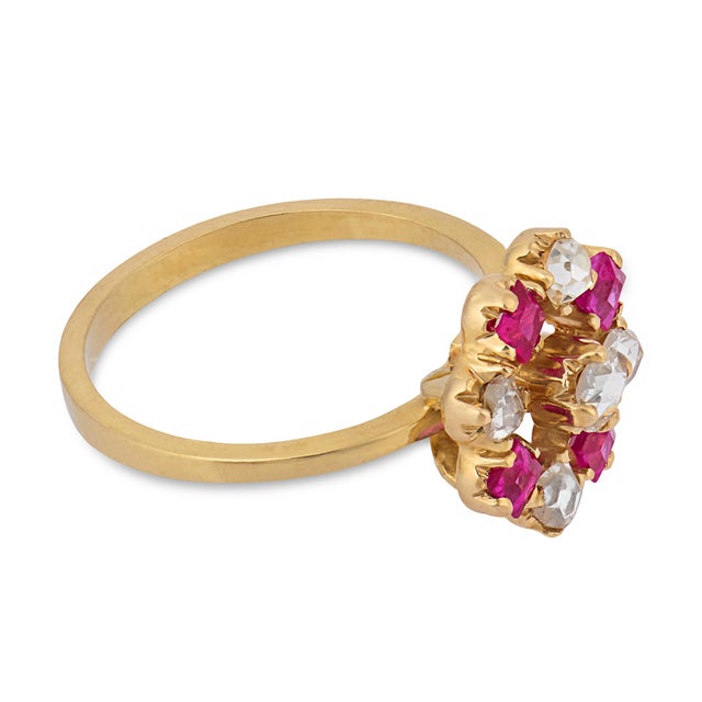 Victorian Late 19th Century Victorian Diamond Ruby 18k Yellow Gold Cluster Ring, Size 6.5 For Sale - Image 3 of 6