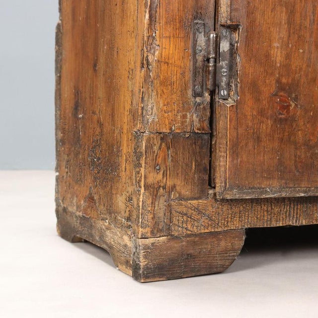 Cabinet in Stained Fir For Sale - Image 6 of 9