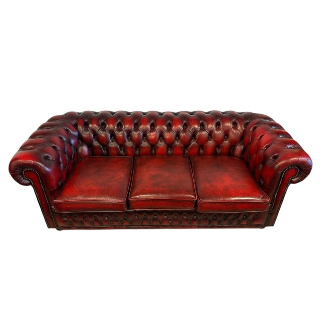 Chesterfield Leather Sofas from Winchester, Set of 2 For Sale - Image 4 of 9
