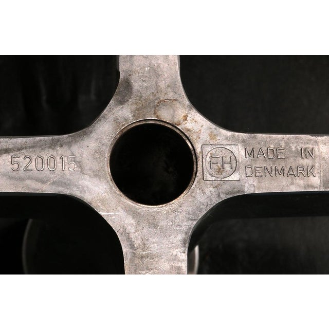 Step into a legacy of timeless design with the Egg chair by Arne Jacobsen — a masterpiece born from one of the most...