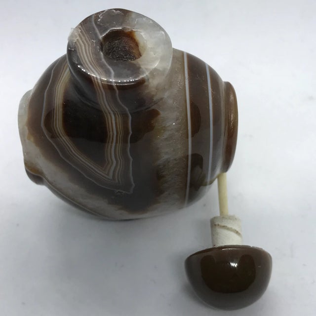 1970s Boswana Banded Agate Snuff Bottle For Sale - Image 9 of 12