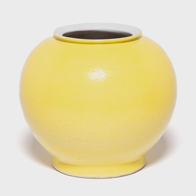 Citron Yellow Onion Vase For Sale In Chicago - Image 6 of 6