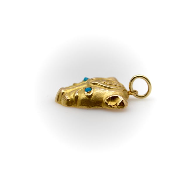 1970s Vintage 18k Gold Egyptian Revival Sekhmet Lion Pendant From Egypt For Sale - Image 5 of 8