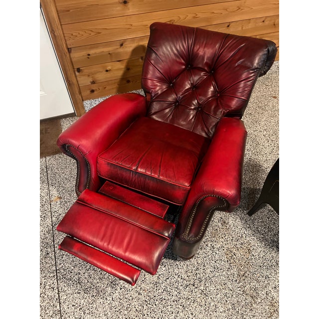 Barcalounger Barcalounger Full Crimson Leather Recliner For Sale - Image 4 of 4