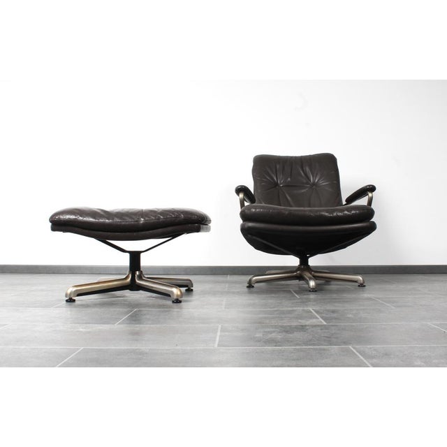 Leather in good condition, no tears or holes, few signs of wear. This piece has an attribution mark, I am sure that it is...