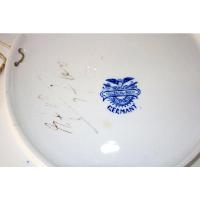 Blue 19th Century Decorative Plates from Villeroy & Boch, 1890s, Set of 2 For Sale - Image 8 of 10