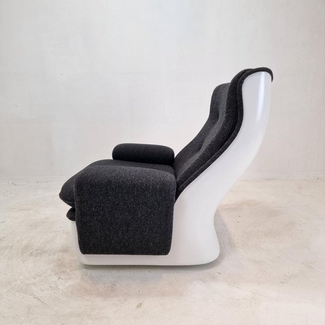 1960s Orchid Lounge Chair by Michel Cadestin for Airborne, France, 1968 For Sale - Image 5 of 16