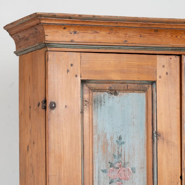 Early 19th Century Swedish Pine Cabinet With Original Painted Floral Panels For Sale - Image 4 of 15