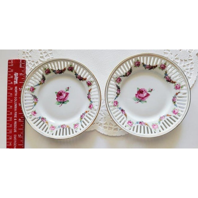 Mid-Century Modern Pair of Vintage Pastry Dish Bavaria Germany Reticulated Small Plates Berry~Dessert~Saucer Decorative Plates, Wall Hanging Fine China 4.75 For Sale - Image 3 of 7