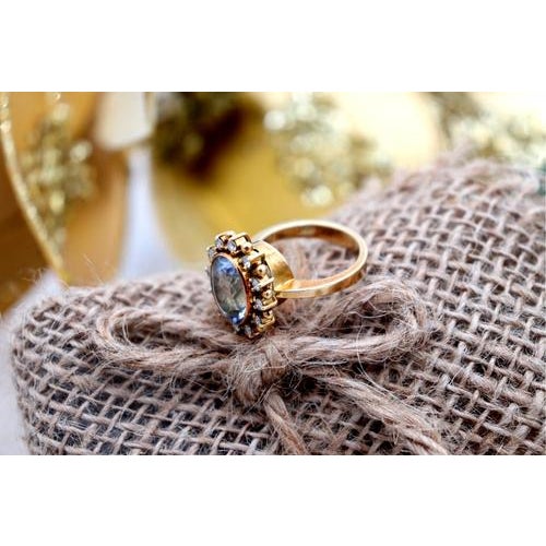 Metal Gold Ring with Diamonds For Sale - Image 7 of 9