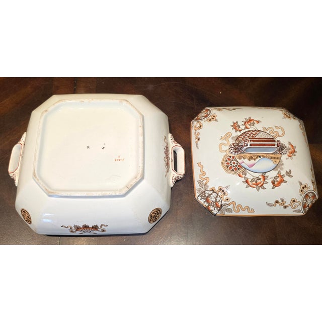 Wedgwood 70-Piece Circa 19th Century Dinnerware Set For Sale In Los Angeles - Image 6 of 13
