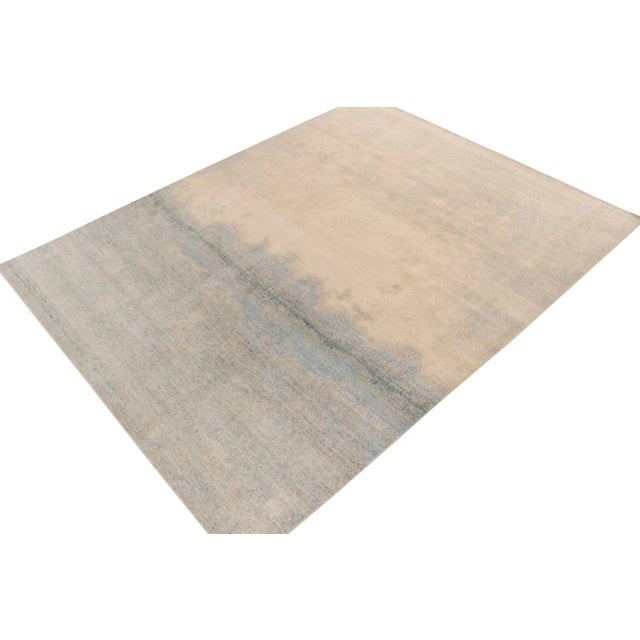 This 10x14 rug design is an exciting new addition to the Homage Collection by Rug & Kilim—an encyclopedia of styles...