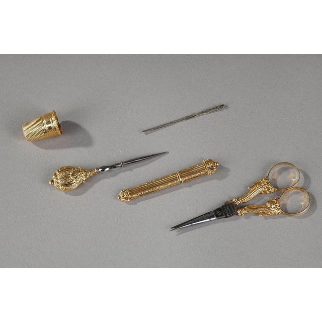 Brown Restoration Period Sewing Box in Rosewood Veneer, Gold and Silver, 1830s For Sale - Image 8 of 15