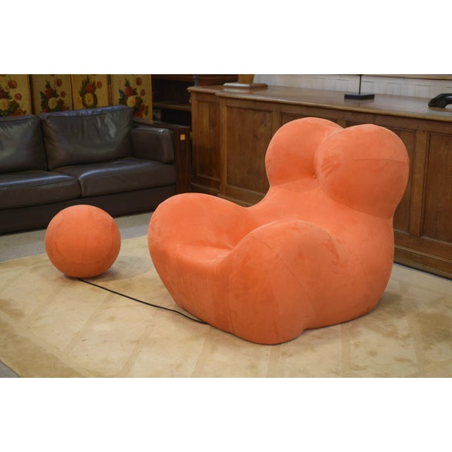 1990s Set of Mamma Lounge Chair with Ottoman by Gaetano Pesce, 1990s For Sale - Image 5 of 10