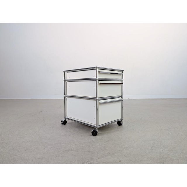 Rolling Container Office Cabinet from USM Haller For Sale - Image 6 of 9