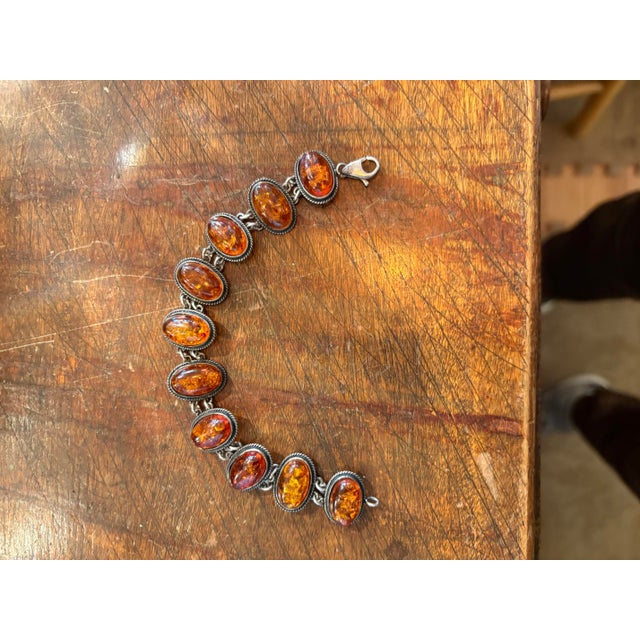 Contemporary Sterling Silver and Amber Link Bracelet For Sale - Image 3 of 5