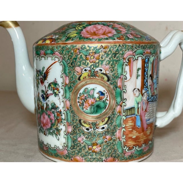 Antique Early 19th Century Chinese Export Rose Medallion Branch Porcelain Teapot For Sale - Image 4 of 13