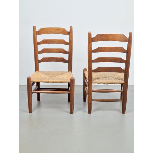 Set of Brutalist Wood and Wicker Chairs in the style of Charlotte Perriand, 1960s, Set of 2 For Sale - Image 3 of 16