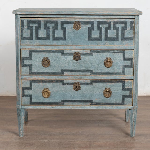 Gustavian (Swedish) 19th Century Swedish Gustavian Blue Chest of Three Drawers With Greek Key Design For Sale - Image 3 of 14