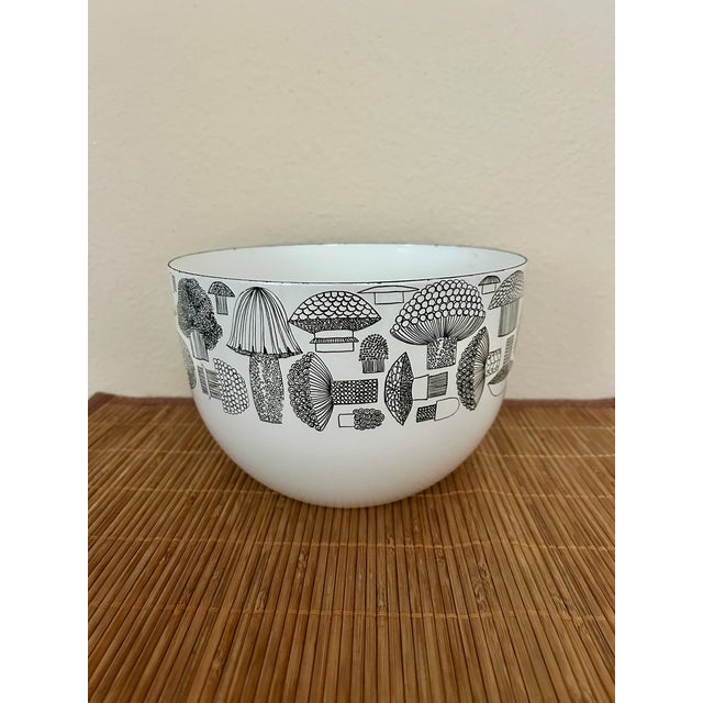 Paint Finel Mushroom Bowl Set - 7 Kaj Franck For Sale - Image 7 of 7