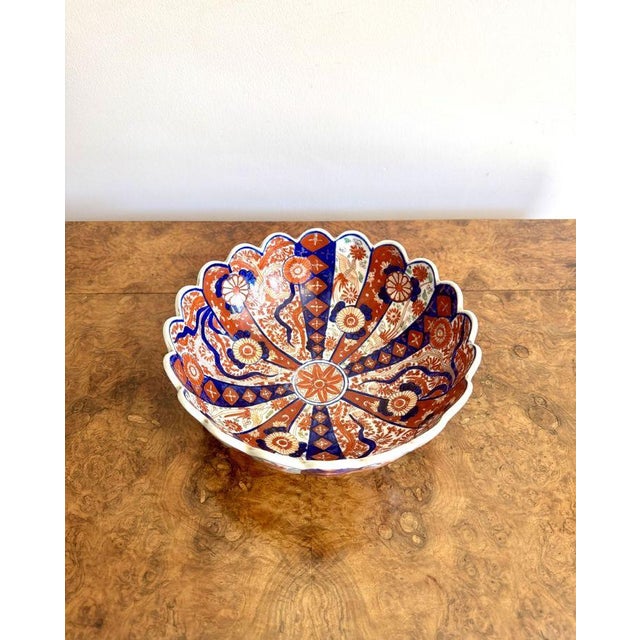 1900 - 1909 Antique Japanese Imari Scalloped Edge Bowl, 1900 For Sale - Image 5 of 8