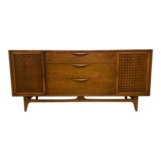 Mid-Century Modern Lane Credenza i For Sale
