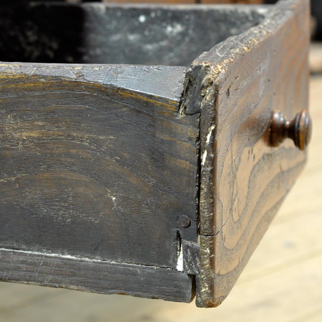 Wood Antique Oak Coffee Table, 1820 For Sale - Image 7 of 17