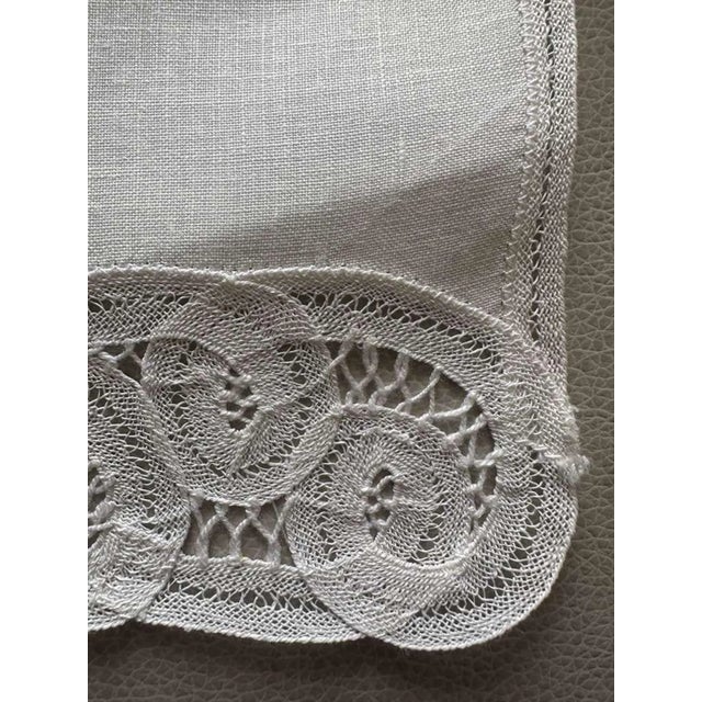 Asian Antique Vintage Soft White Linen Guest Towels with Filet and Needle Lace Fingertip Towels, Classic European Trousseau Linen - a Pair For Sale - Image 3 of 9