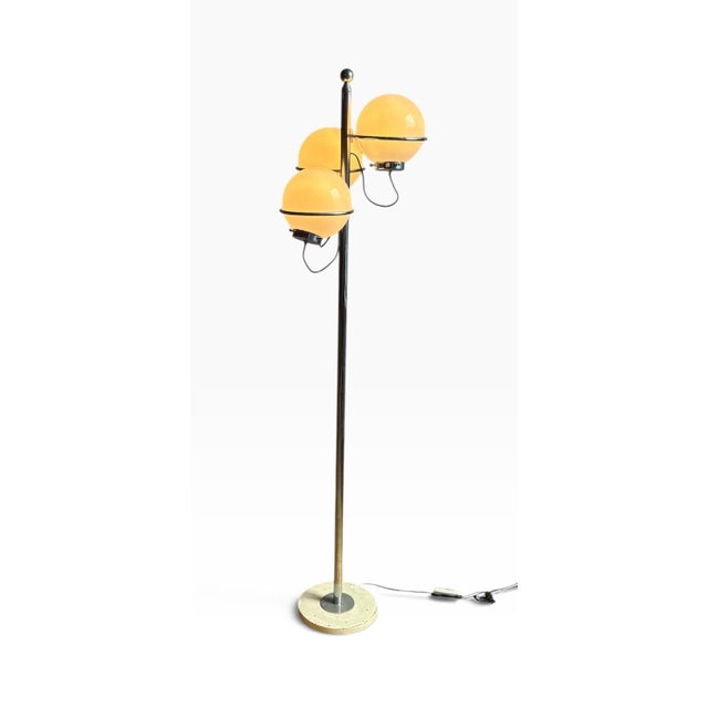 Absolutely fantastic Italian space age lamp attributed to Gino Sarfatti Likely manufactured by Arteluce, Italy Unmarked....