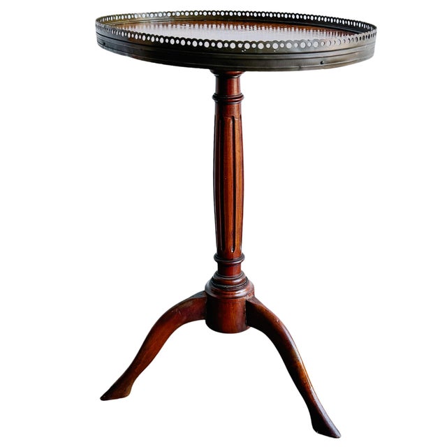 Wood Antique French Neoclassical Mahogany Sunburst Inlaid Oval Side Table With Pierced Brass Gallery, Circa 1900 For Sale - Image 7 of 14
