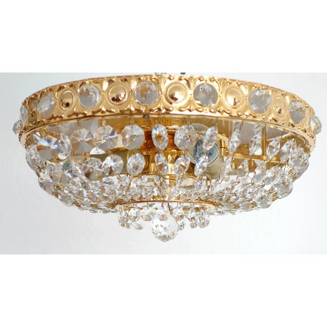 Mid-Century Modern 24 Carat Gold-Plated Brass & Lead Crystal Chandelier from Sölken Leuchten For Sale - Image 3 of 10