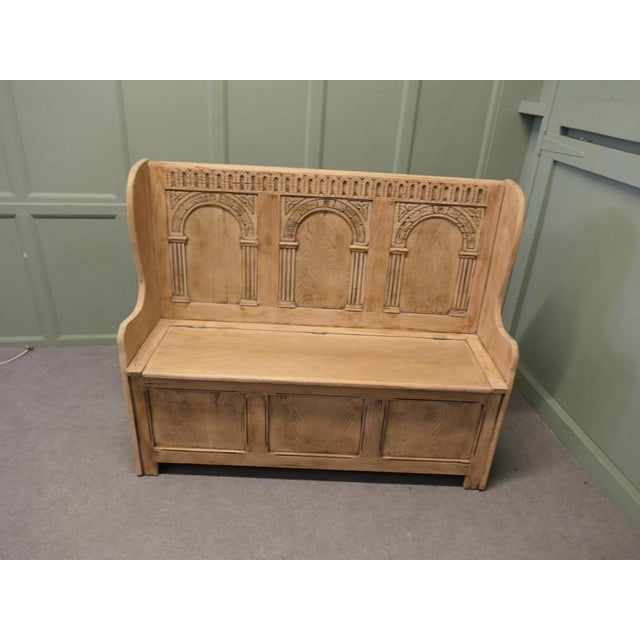 High Back Oak Settle with Carved Back Panels, 1920 For Sale - Image 3 of 8