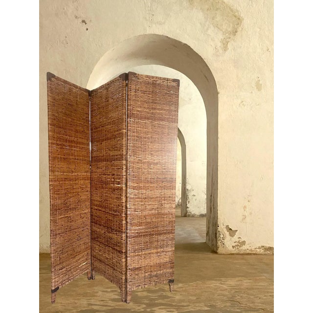 1980s Vintage Rattan 3 Panel Honey Brown Folding Screen or Room Divider, Metal Corners For Sale - Image 5 of 6