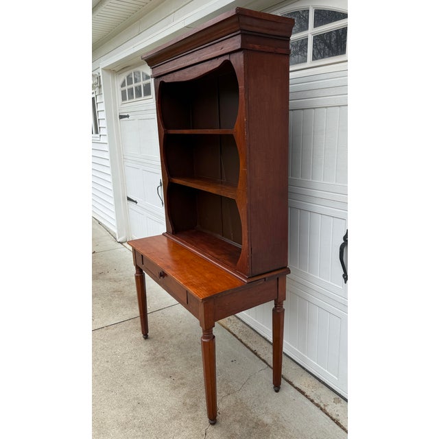 Brown Early 19th Century Colonial Farmhouse Hutch – Antique Pennsylvania Sheraton-Style Cabinet For Sale - Image 8 of 14