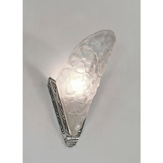 1930s French Art Deco Wall Sconces by Degue 1930 France - A Pair For Sale - Image 5 of 9