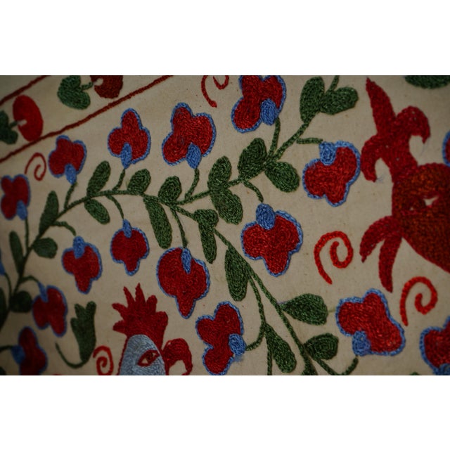 1960s Ethnic Suzani Peacock Decor - Colorful Pictorial Cotton Tapestry 1'6'' X 3'1'' For Sale - Image 5 of 10