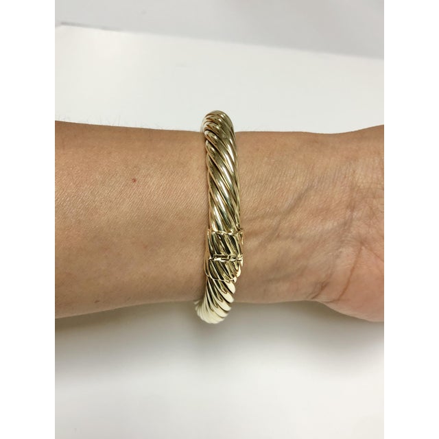 Metal Mid 20th Century David Yurman 14k Yellow Gold Classic Cable Citrine Hinged Cuff Bracelet 9.5 Mm For Sale - Image 7 of 9