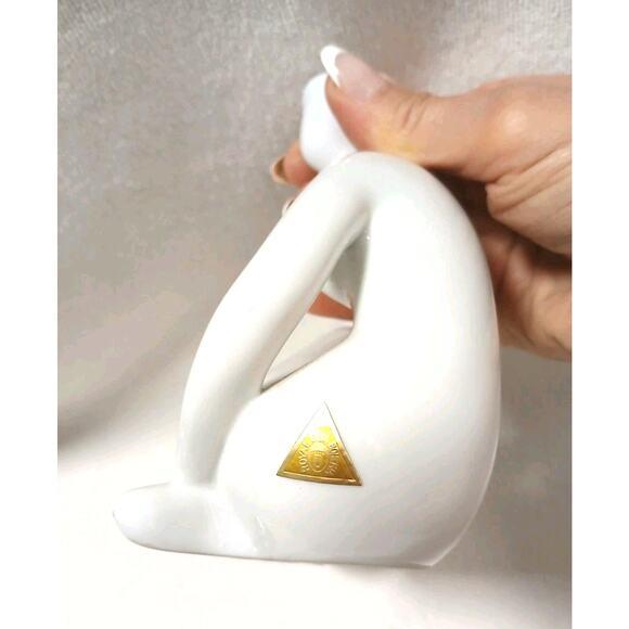 Royal Dux Czeckoslovakian Nude Woman Figurine 7" White Porcelain MCM Art Deco For Sale - Image 4 of 18