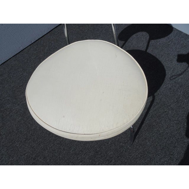 1970s Vintage Mid Century Modern White Chrome Side Chair Vanity Chair For Sale - Image 5 of 11