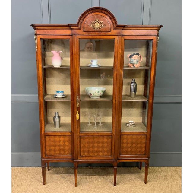 Edwardian Kingwood and Walnut Display Cabinet, 1900s For Sale - Image 13 of 13