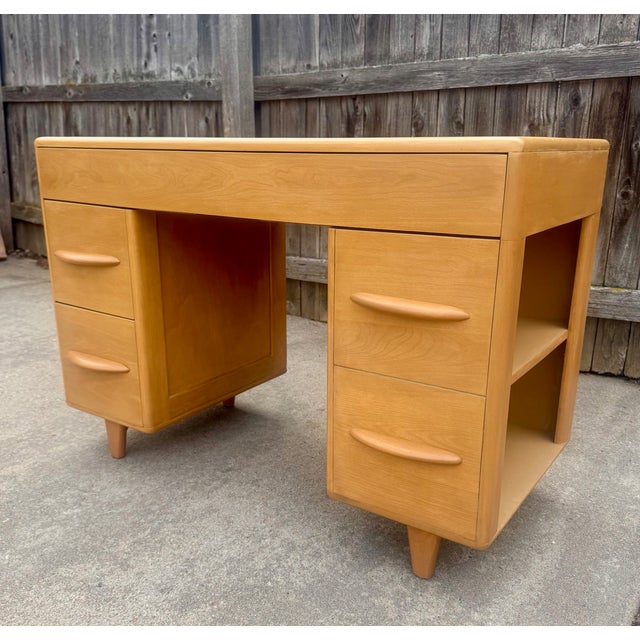 1940s Heywood Wakefield Kneehole Desk C. 1941 For Sale - Image 5 of 9