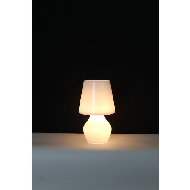 Mid-Century Modern Mid 20th Century Fontanaarte Style Murano Glass Lamp For Sale - Image 3 of 10