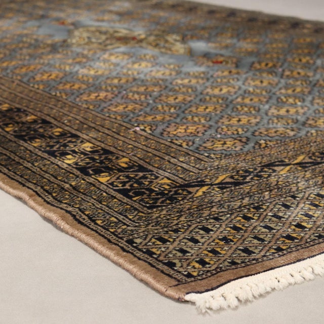Vintage Cashmere Rug, Pakistan For Sale - Image 4 of 9