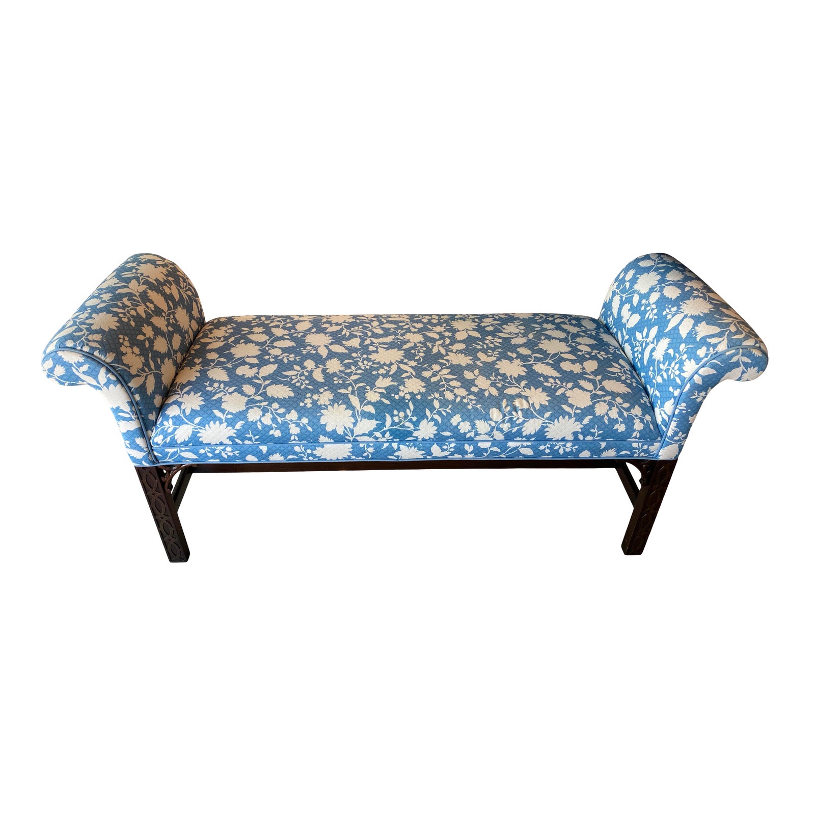 Vintage Chinoiserie Fretwork Fret End Of Bed Bench Chairish It's great to have a place to sit to put on your shoes, or to place clothing while you dress. chairish