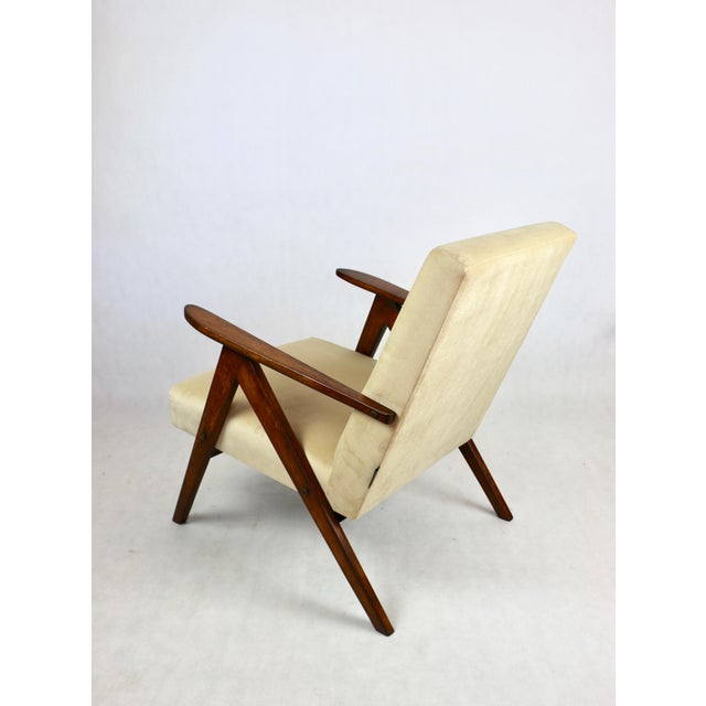 Wood Model B-310 Armchair in Beige Light Velvet, 1970s For Sale - Image 7 of 12