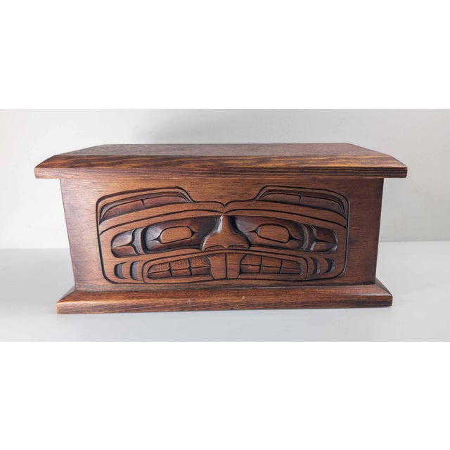 20th Century Northwest Coast Native American Indian Bentwood Box by Alfred Robertson For Sale In New York - Image 6 of 15