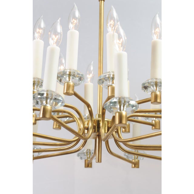 Brass 1950s 24-Light Crystal & Brushed Brass Chandelier in Manner of Sciolari For Sale - Image 8 of 14