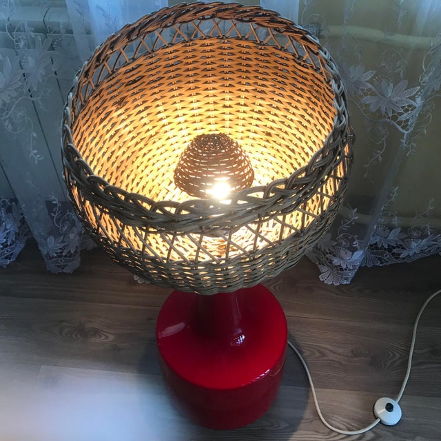 Large Indonesian Table Lamp in Double-Layered Glass and Wicker, 1970s For Sale - Image 6 of 18